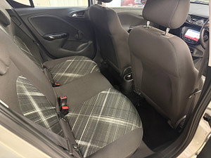 Vauxhall Corsa thumbnail