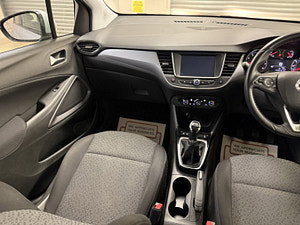 Vauxhall Crossland X thumbnail