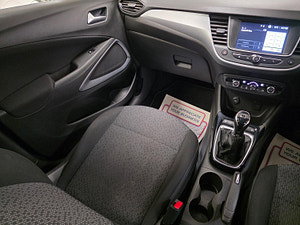 Vauxhall Crossland X thumbnail