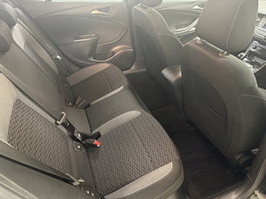 Vauxhall Astra thumbnail