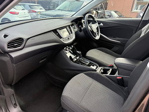 Vauxhall Grandland X thumbnail