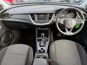 Vauxhall Grandland X thumbnail