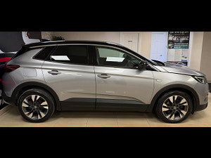 Vauxhall Grandland X thumbnail