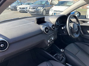 Audi A1 thumbnail