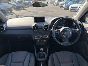 Audi A1 thumbnail
