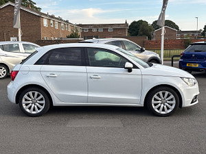 Audi A1 thumbnail