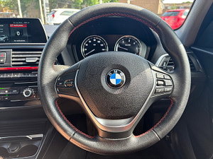 BMW 1 Series thumbnail