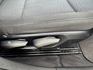 BMW X1 thumbnail