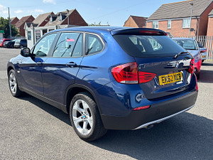 BMW X1 thumbnail