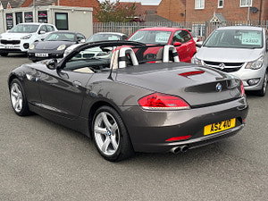 BMW Z4 thumbnail