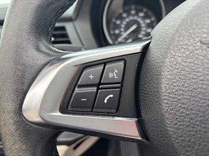 BMW Z4 thumbnail