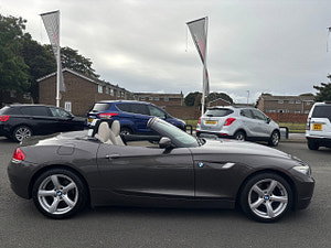 BMW Z4 thumbnail