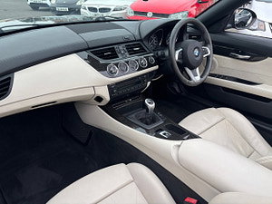 BMW Z4 thumbnail