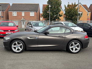 BMW Z4 thumbnail