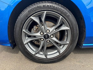 Ford Focus thumbnail