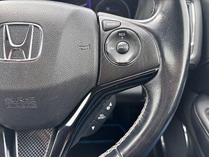 Honda HR-V thumbnail