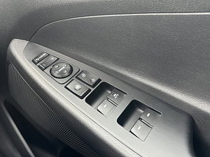 Hyundai Tucson thumbnail