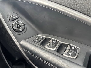 Hyundai Santa Fe thumbnail