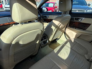 Jaguar XF thumbnail