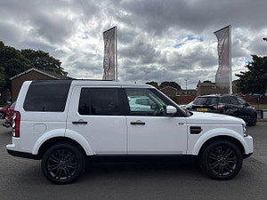 Land Rover Discovery 4 thumbnail