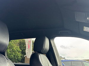 Land Rover Discovery Sport thumbnail