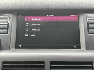 Land Rover Discovery Sport thumbnail