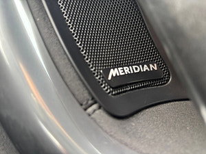 Land Rover Discovery Sport thumbnail