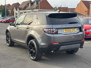 Land Rover Discovery Sport thumbnail