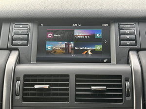 Land Rover Discovery Sport thumbnail