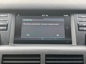 Land Rover Discovery Sport thumbnail
