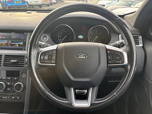 Land Rover Discovery Sport thumbnail