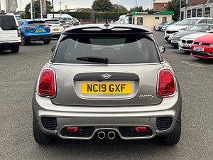 MINI Hatch thumbnail