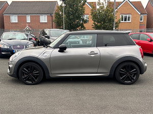 MINI Hatch thumbnail