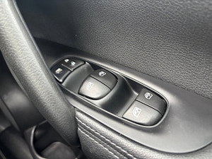 Nissan Qashqai thumbnail