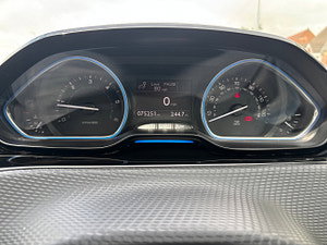 Peugeot 2008 thumbnail