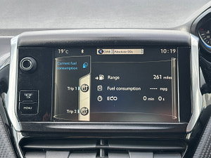 Peugeot 2008 thumbnail