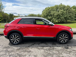 Volkswagen T-Roc thumbnail