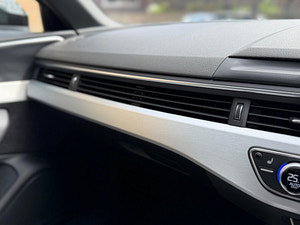 Audi A4 thumbnail