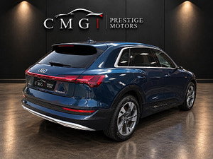 Audi E-tron thumbnail