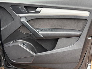 Audi Q5 thumbnail