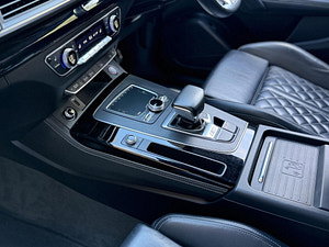Audi SQ5 thumbnail
