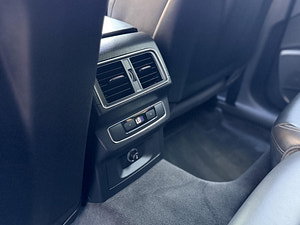 Audi SQ5 thumbnail