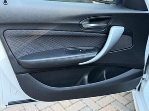 BMW 1 Series thumbnail