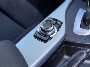 BMW 1 Series thumbnail