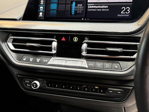 BMW 1 Series thumbnail