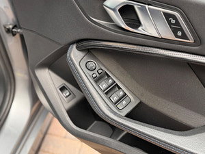 BMW 1 Series thumbnail