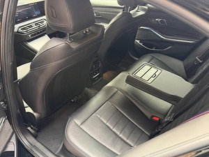 BMW 3 Series thumbnail