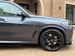 BMW X5 thumbnail