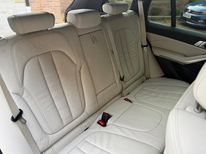 BMW X5 thumbnail