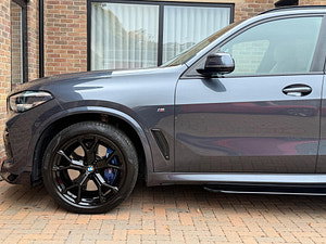 BMW X5 thumbnail